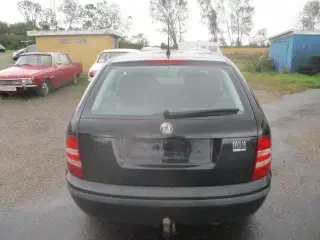 Skoda Fabia 1,4 16V 75 Ambiente Combi