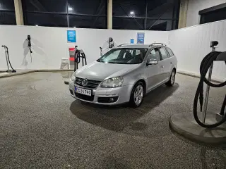 VW GOLF 1.4 TSI