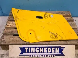 New Holland LB115B Sideskærm R. 85825102
