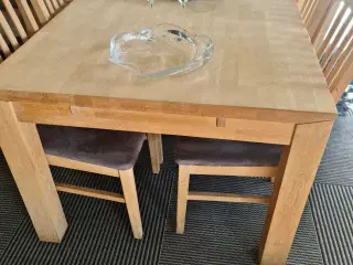 Spisebord, 12 stole, sofabord egetræ 
