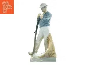 Porcelænsfigur Mand med le fra Royal Copenhagen (str. 25 x 13 cm)