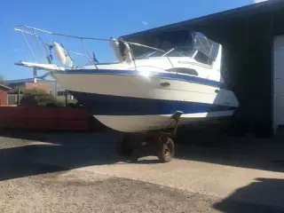 Bayliner 2755 årg. 90