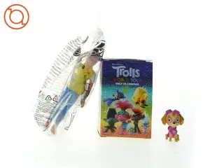 Blandede figurer, trolls, paw patrol og Barbie (str. Blandet)