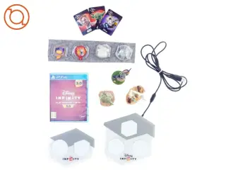 Disney infinity starter set (både PS3 + Nintendo 3DS) fra Disney (str. Plader 18 x 19 cm og 16 x 14 cm)