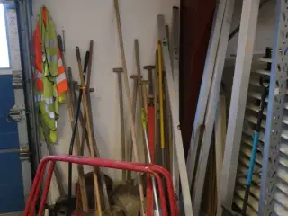 Haveredskaber, bukke og vaterpaser