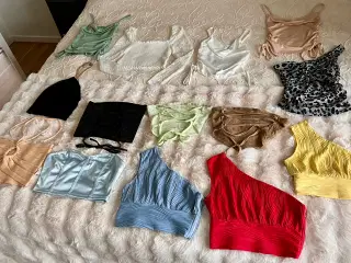 14 fine toppe str S. Samlet pris er 400 kr + fragt