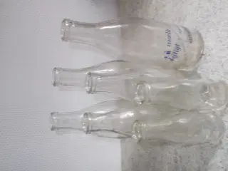 klare mælkeflasker