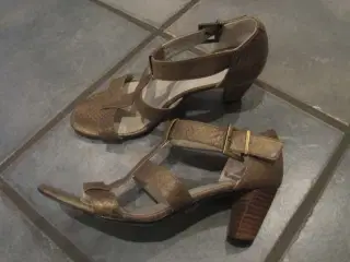 Flotte sandaler fra Billibi i str. 38