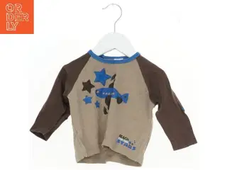 Langærmet børnebluse med stjernemotiv fra Friends (str. 74)