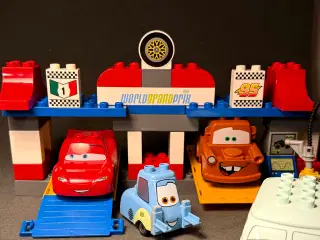 LEGO DUPLO Disney Cars Pitstop