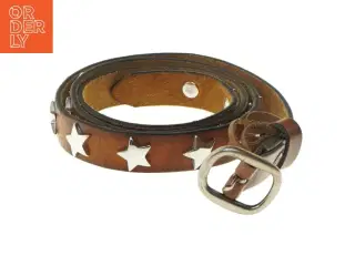 Brunt læderbælte med stjerner (str. 103 cm)