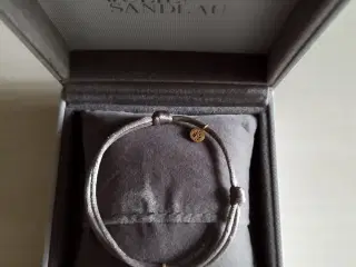 Smukt armbånd fra Julie Sandlau 