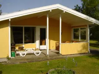 Herligt sommerhus ved Nordstrand Nyk�bing Sj.
