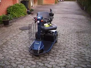 El-scooter trehjulet