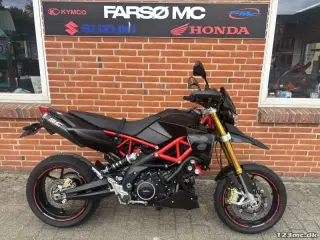 Aprilia Dorsoduro 900