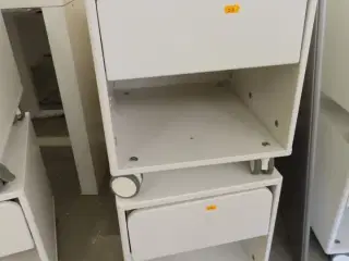 2 stk. Skuffemodul/sengebord på hjul