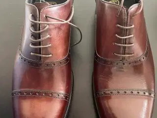 Helt nye sko fra Paul Evans