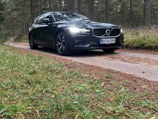 Volvo V60 D4 R-design