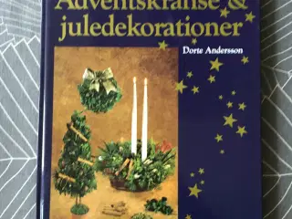 Adventskranse og juledekorationer