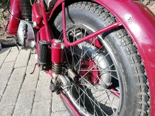 TWN Tysk Triumph 250 cc