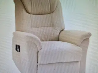 Otiumstol/ tv/lænestol/med hejs/varme  og massage