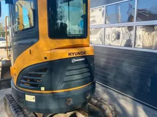 Hyundai 25z-9A