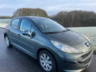 Peugeut 207 1.4 5d