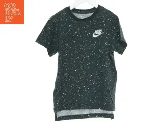 T-Shirt fra Nike (str. 146 cm)