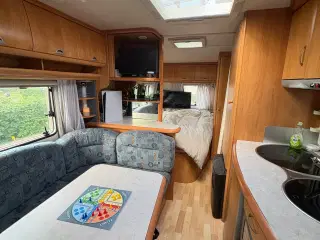 Hobby 560kmfe køjevogn. 