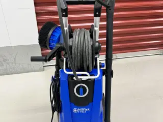 Nilfisk e145 højtryksrenser med meget tilbehør