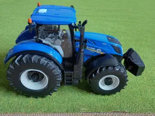 Britains New Holland 