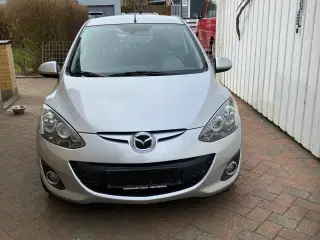 Mazda 2 active