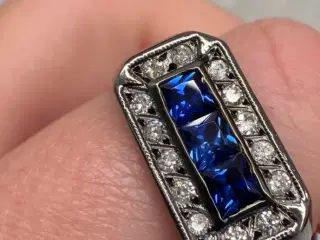 Eksklusiv Platinring – 1,60 ct. i alt