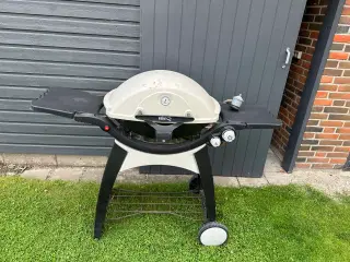 Gasgrill Weber W3200 