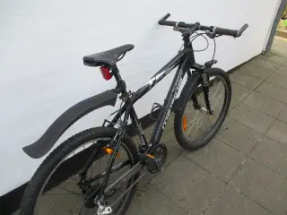 God stand MTB Merida med ny  ny kæder kassette dæk