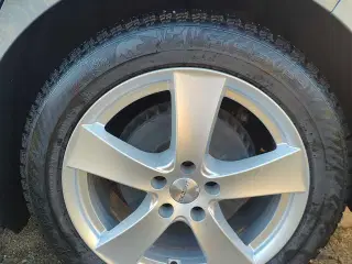 18" alufælge 5*112 med vinterdæk 215x55