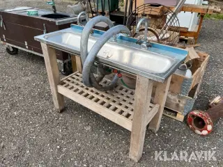 Håndvask med 2 armaturer