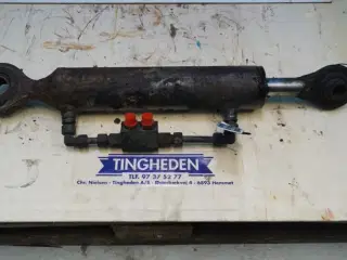 Valmet 505 Cylinder 31884200