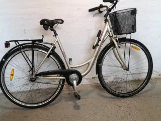 MUSTANG CITY 28"  53 cm høj 7 gear.  basta Løs 1 n