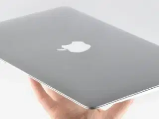 Macbook air 13