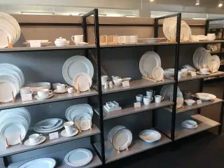106 stk. tallerkener, kopper, skåle, kander m.m. SCHÖNWALD