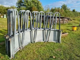 Rund foder hæk