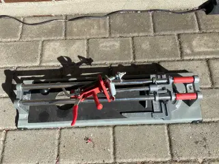 Fliseskærer