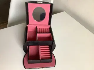 Smykkeskrin med rejseskrin