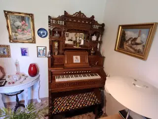 Antik Orgel, pumpeorgel 