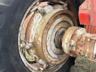 Hjul til Massey Ferguson 13.6 / 12 - 36
