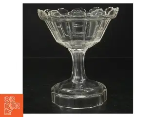 Glasfad på fod (str. H. 17,5 cm. ø. 15,5 cm)