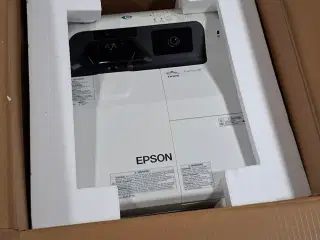 Ultra Short-Throw Projektor