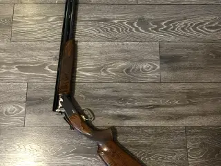 Browning 725