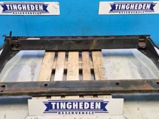 MacDon Adaptor Til Claas Lexion